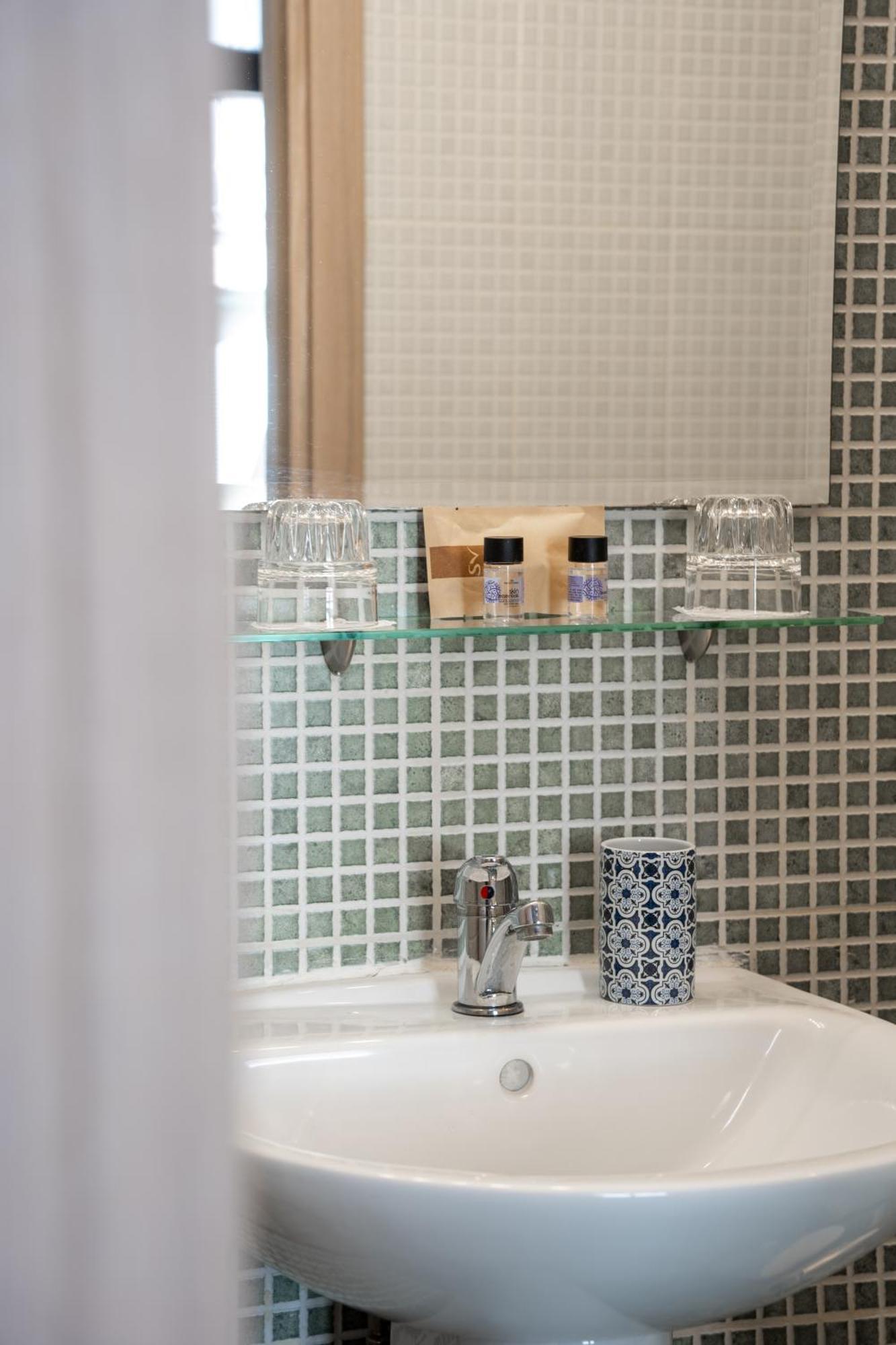 Rentrooms 3* Salonicco